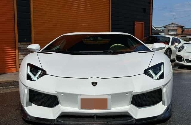 LAMBORGHINI AVENTADOR 2012
