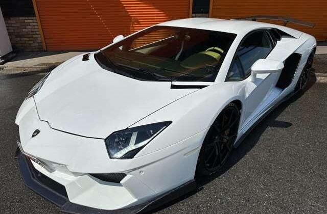LAMBORGHINI AVENTADOR 2012
