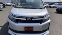 TOYOTA VOXY 2015