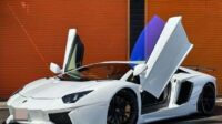 LAMBORGHINI AVENTADOR 2012