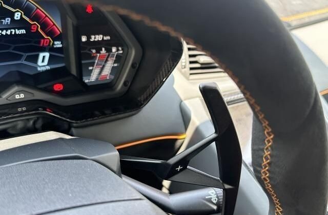 LAMBORGHINI AVENTADOR 2019