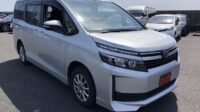 TOYOTA VOXY 2015
