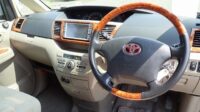 TOYOTA NOAH 2005