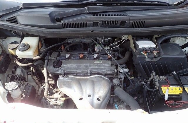 TOYOTA NOAH 2005