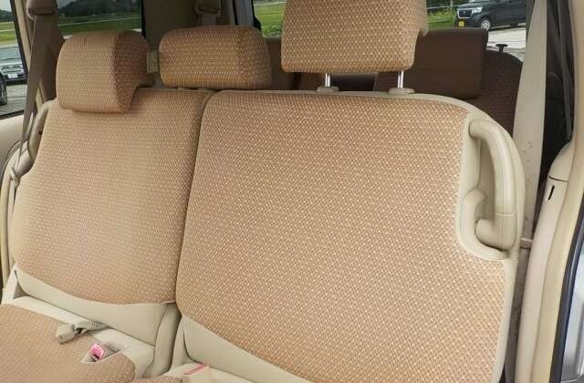 TOYOTA SIENTA 2012