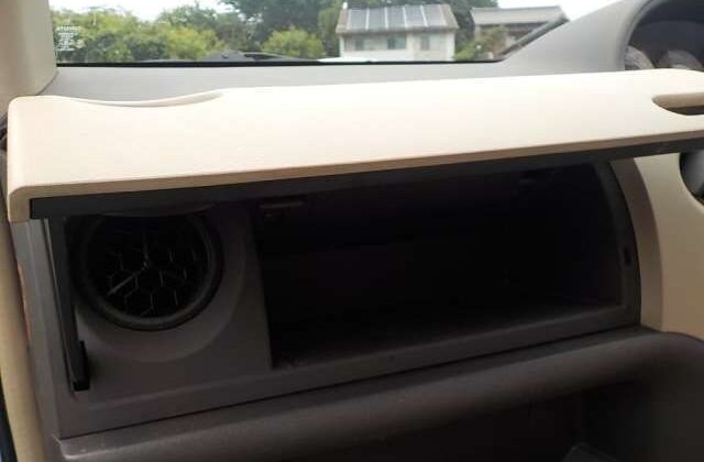 TOYOTA SIENTA 2012