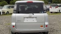 TOYOTA SIENTA 2012