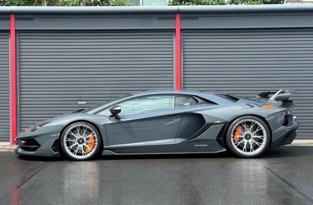 LAMBORGHINI AVENTADOR 2019