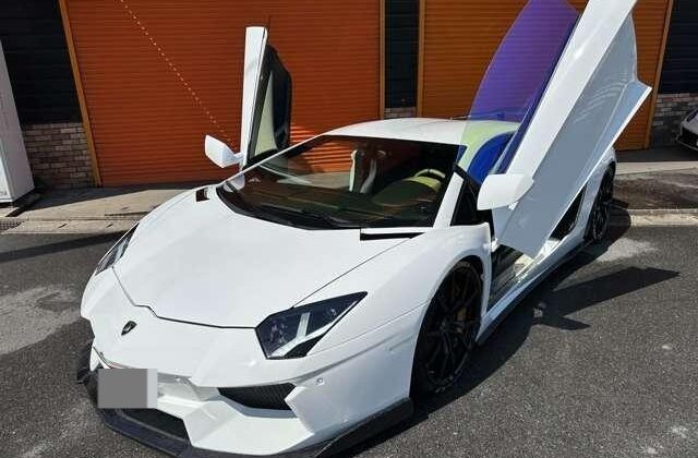 LAMBORGHINI AVENTADOR 2012