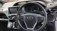 TOYOTA VOXY 2015