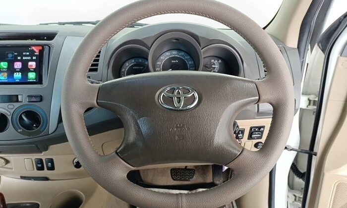 TOYOTA SMART CAB 2011