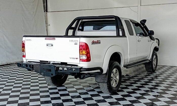 TOYOTA SMART CAB 2011