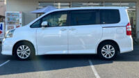 TOYOTA NOAH SI