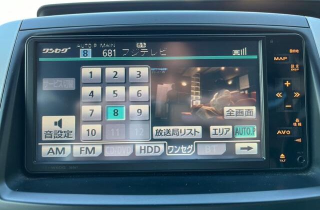 TOYOTA NOAH SI